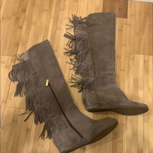ISOLA taupe fringe suede boots